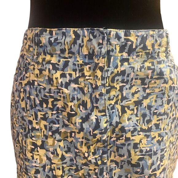 Talbots Aqua, Blue, and Moss Green Print Pencil Skirt Size 12p - Picture 5 of 12